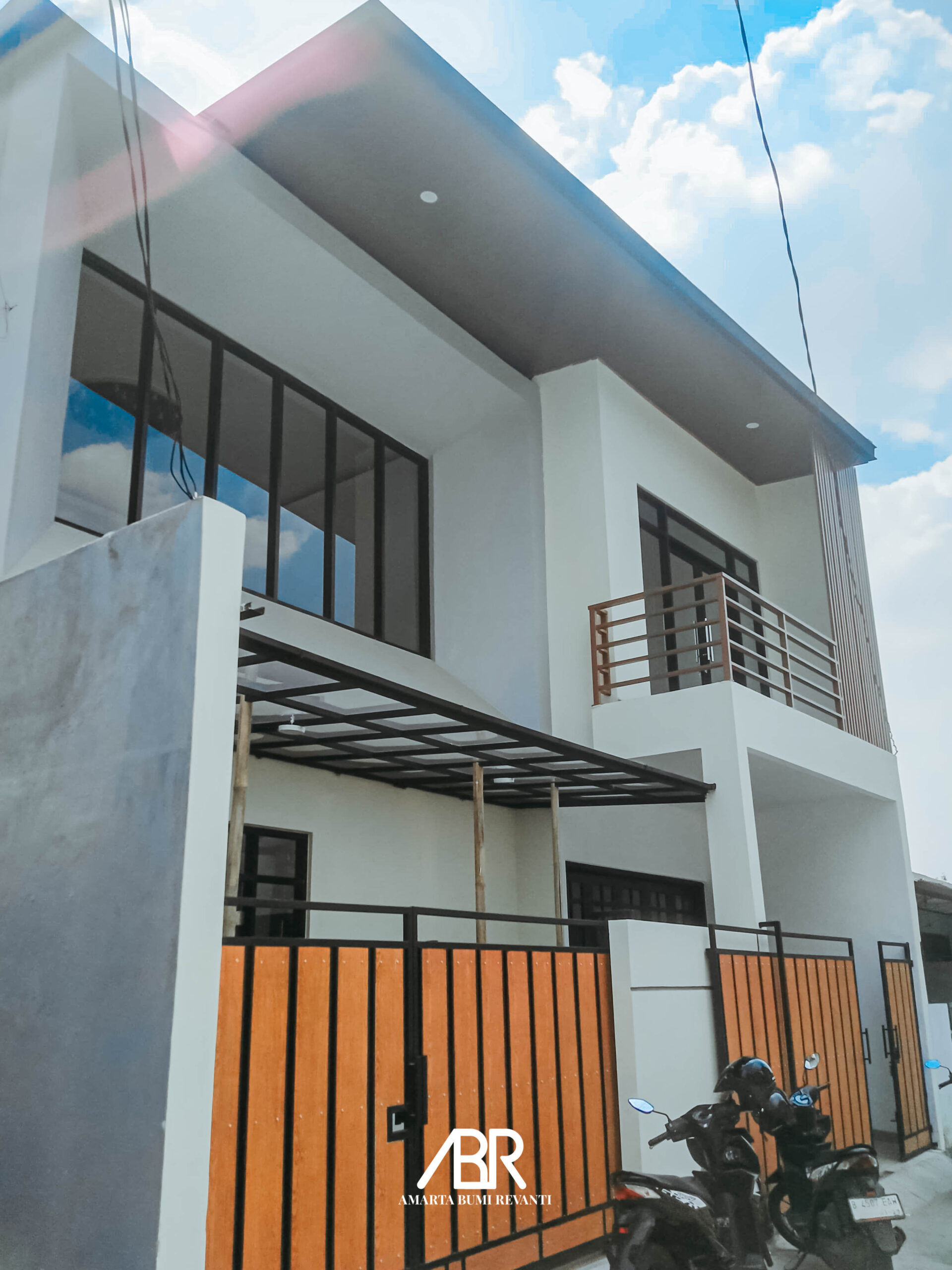 WhatsApp Image 2024-11-12 at 19.28.40